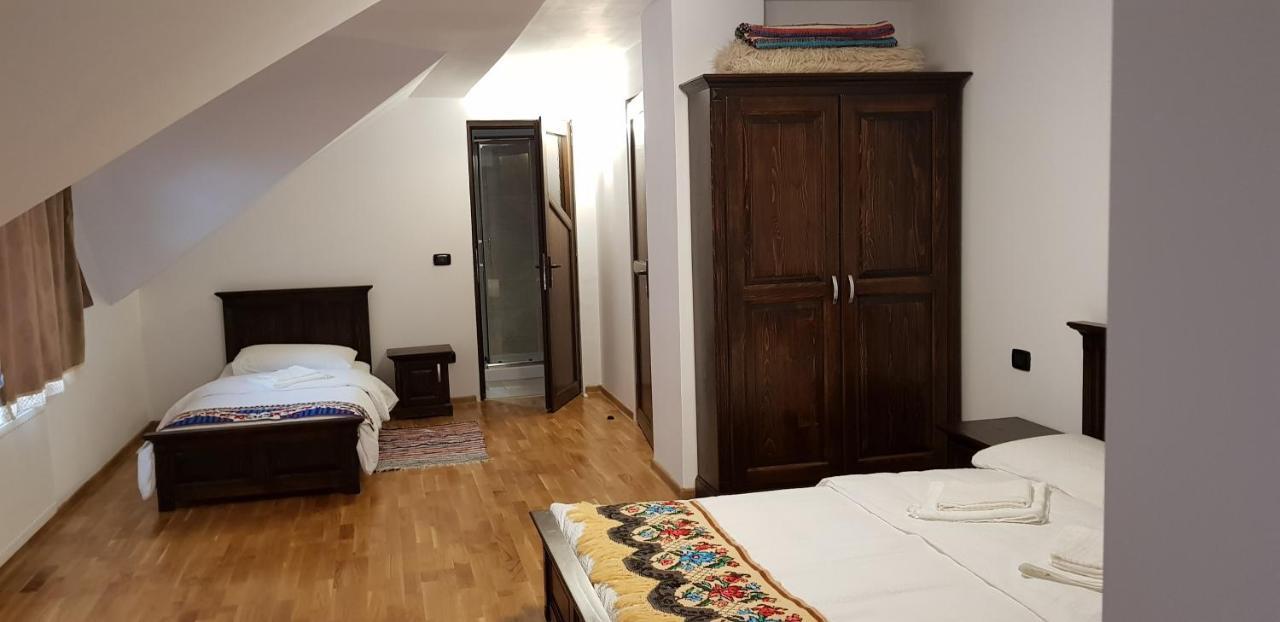 Casa Fratii Mat Otel Moisei Dış mekan fotoğraf